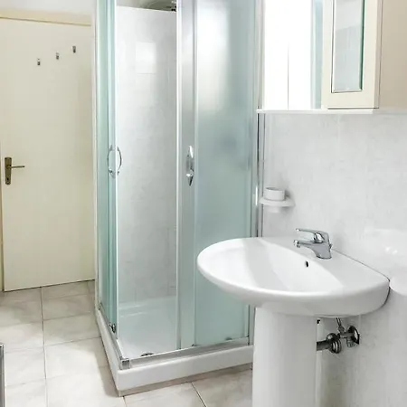 N050 - Numana, Trilocale In Centro Con Portico E Posto Auto Appartement *