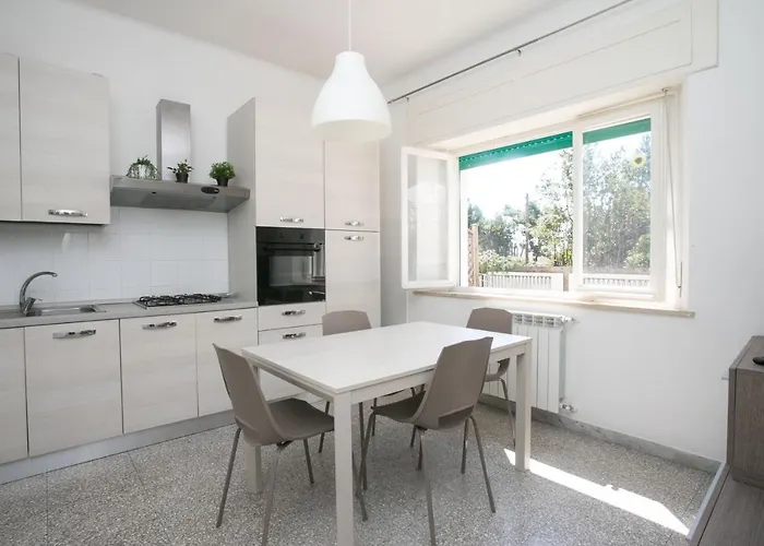 Appartamento N050 - Numana, Trilocale In Centro Con Portico E Posto Auto